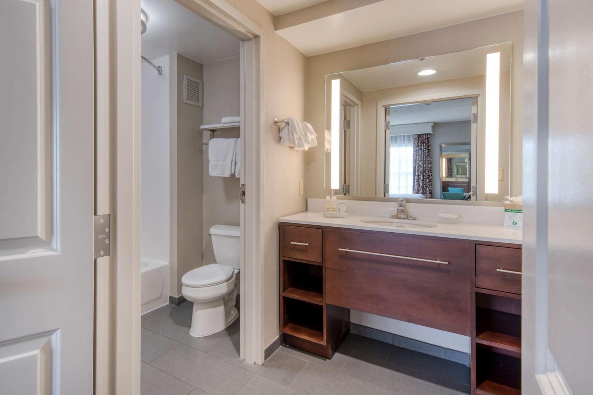 פיינהרסט Homewood Suites By Hilton Olmsted Village מראה חיצוני תמונה